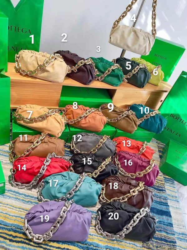 ⁦BV Butch Bag ☁️ Foam Cloud Bag  20 colors⁩ - الصورة ⁦11⁩