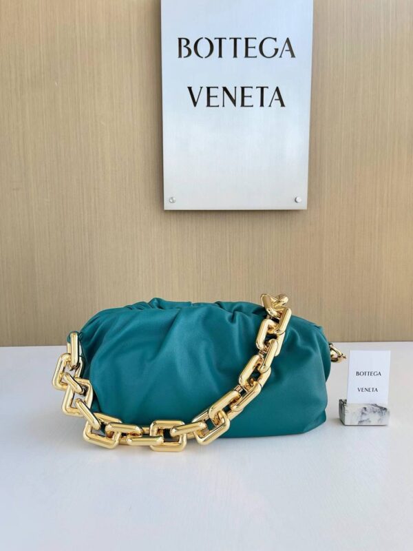 ⁦BV Butch Bag ☁️ Foam Cloud Bag  20 colors⁩ - الصورة ⁦10⁩