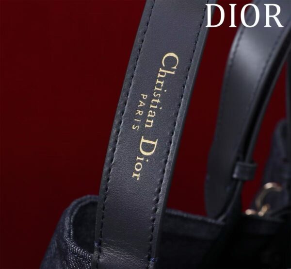 ⁦Dior⁩ - الصورة ⁦3⁩