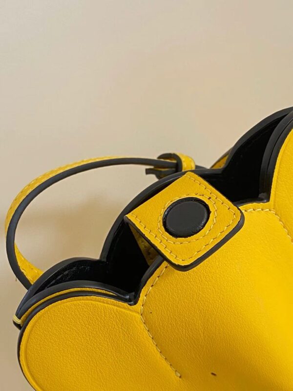 ⁦Elephant-shaped mobile phone bag 5 colors⁩ - الصورة ⁦7⁩