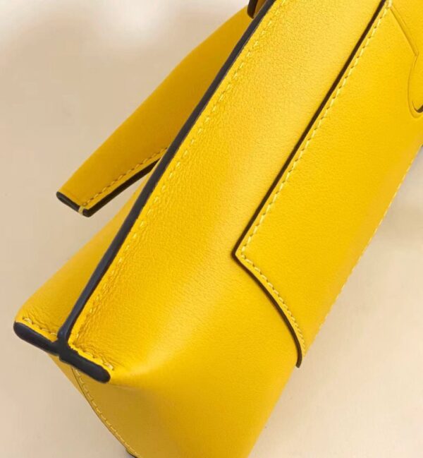 ⁦Elephant-shaped mobile phone bag 5 colors⁩ - الصورة ⁦9⁩