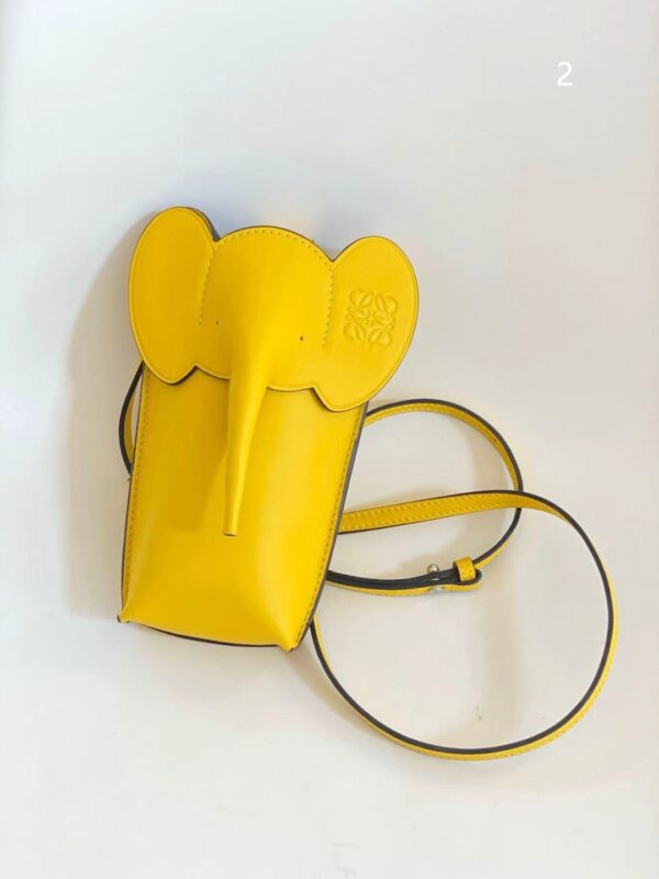 Elephant-shaped mobile phone bag 5 colors