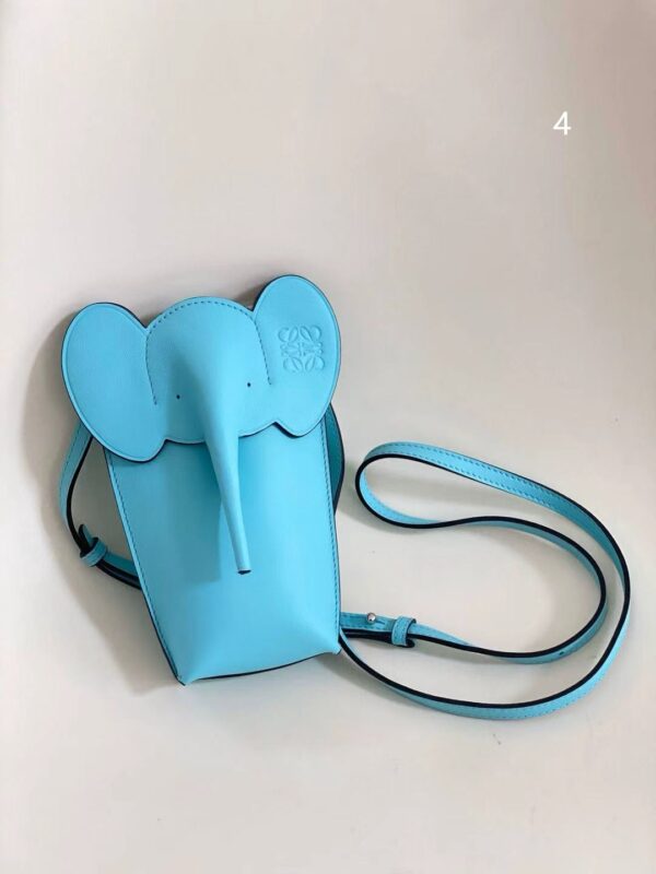⁦Elephant-shaped mobile phone bag 5 colors⁩ - الصورة ⁦12⁩