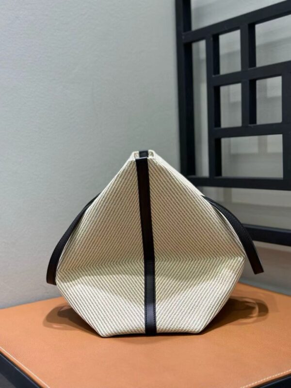 Simple and luxurious canvas bag - Image 5