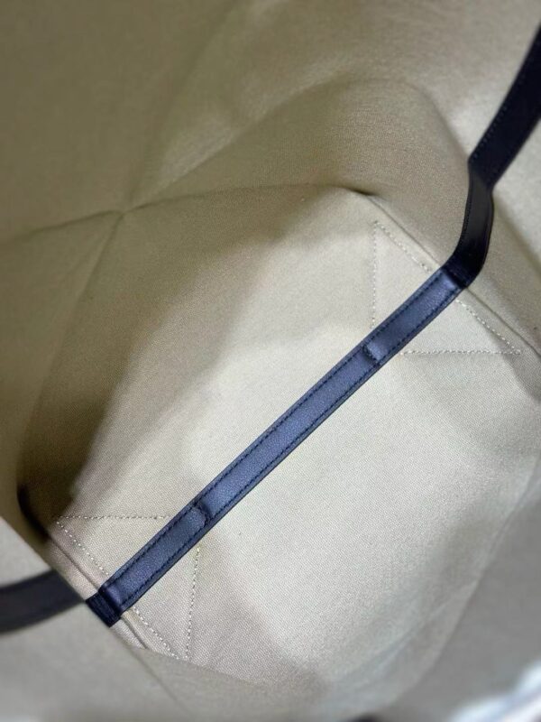 Simple and luxurious canvas bag - Image 8