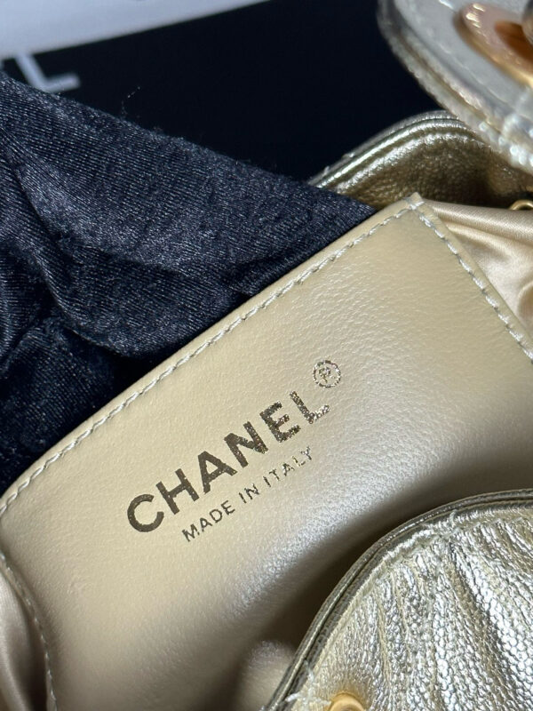 chanel hobo - Image 9