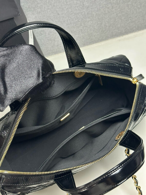 CHANEL handmade - Image 9