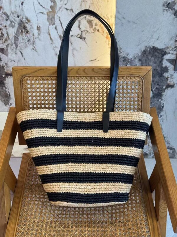 ⁦Classic Soft Medium Basket Bag 2 colors⁩ - الصورة ⁦3⁩