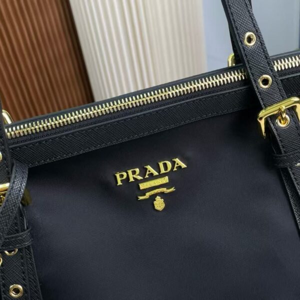 prada - Image 6