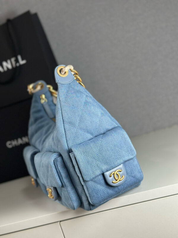 ⁦Chanel Hobo⁩ - الصورة ⁦3⁩