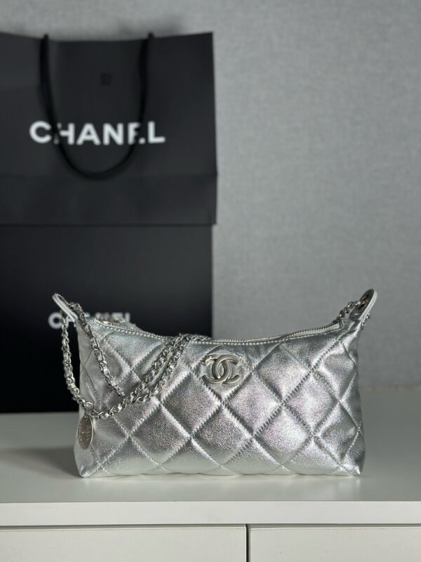 ⁦Chanel Hobo⁩ - الصورة ⁦9⁩