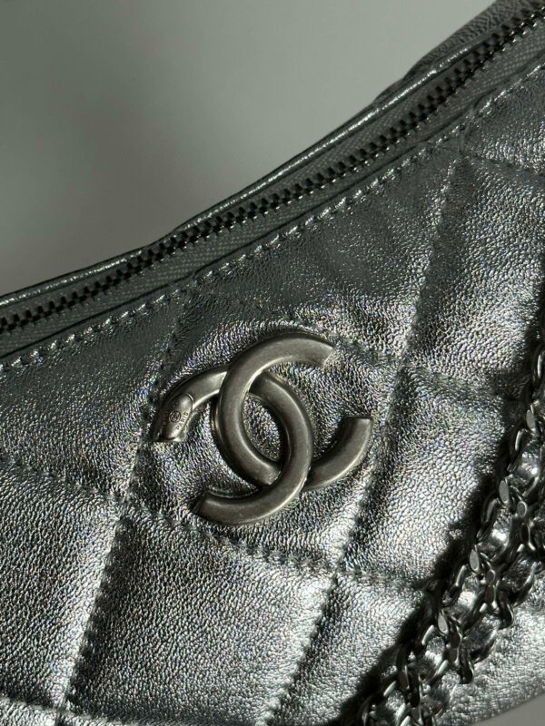 ⁦Chanel Hobo⁩ - الصورة ⁦5⁩