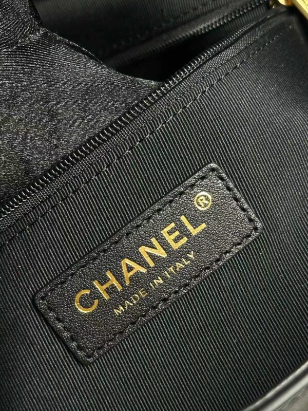 ⁦Chanel Tote hobo⁩ - الصورة ⁦2⁩