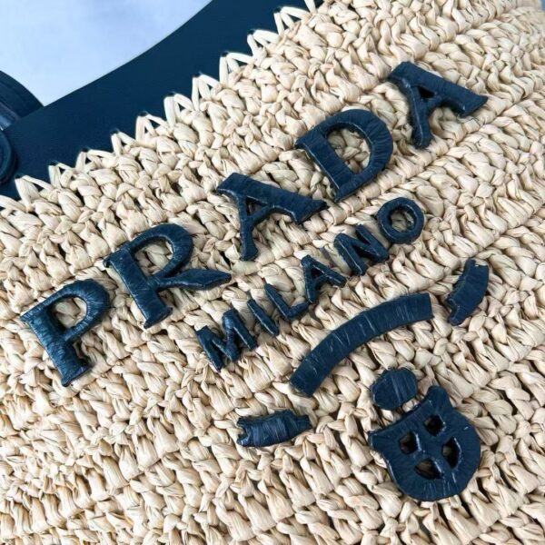 ⁦Prada⁩ - الصورة ⁦4⁩