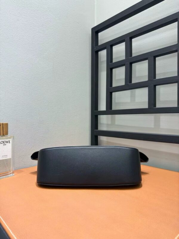Soft summer handbag 2 colors - Image 8