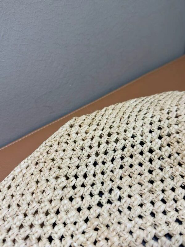 From the middle of fashion - Image 3