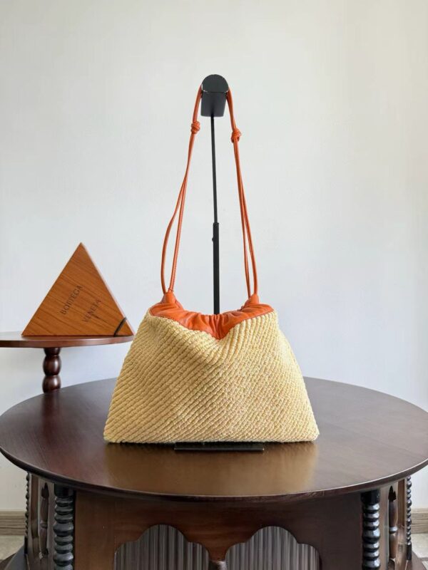 BOTTEGA VENETA