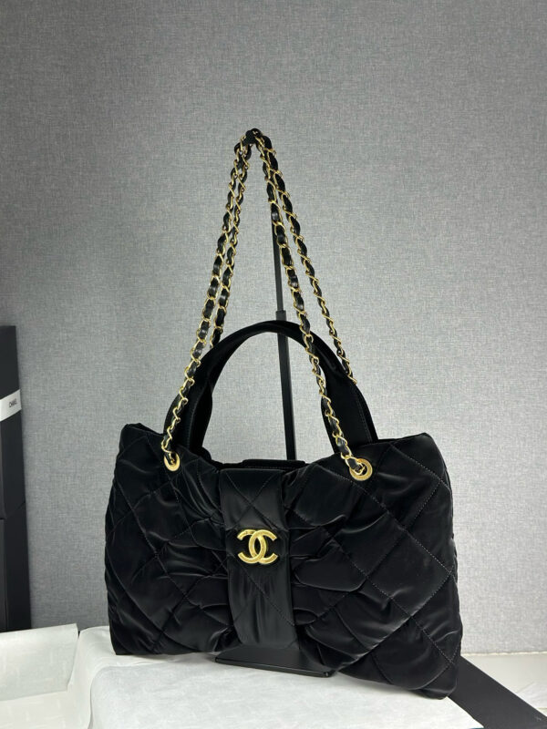 ⁦Chanel⁩ - الصورة ⁦9⁩