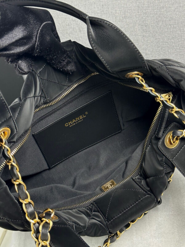 ⁦Chanel⁩ - الصورة ⁦3⁩