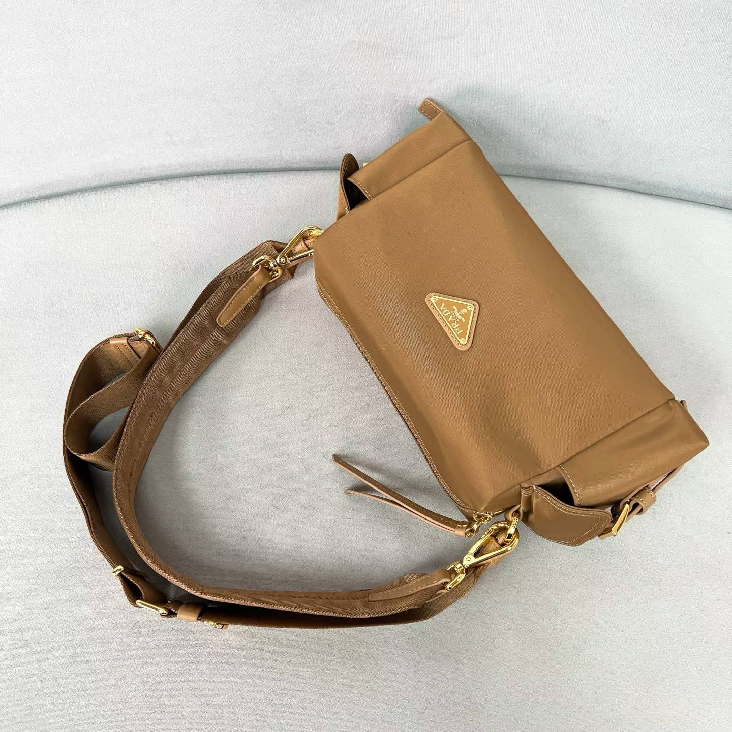 Prada 4 colors - الصورة 4